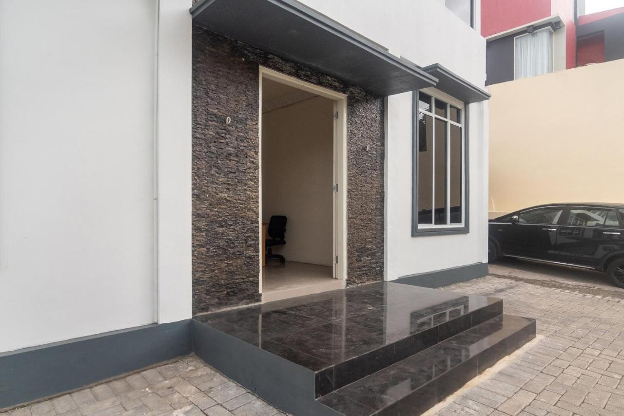 Hotel Oyo 3086 Mahanaim Rike Manado
