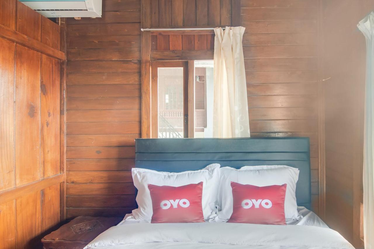 Oyo 3086 Mahanaim Rike Manado